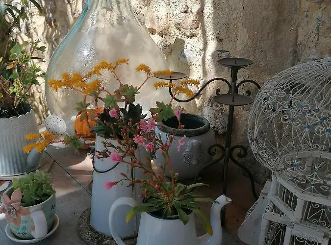 De La Seuve Bed and Breakfast 3*
